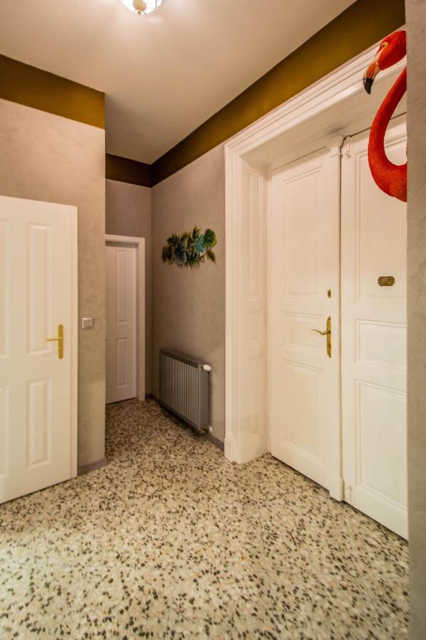דירות 3Bdr Oasis In The Heart Of פראג מראה חיצוני תמונה
