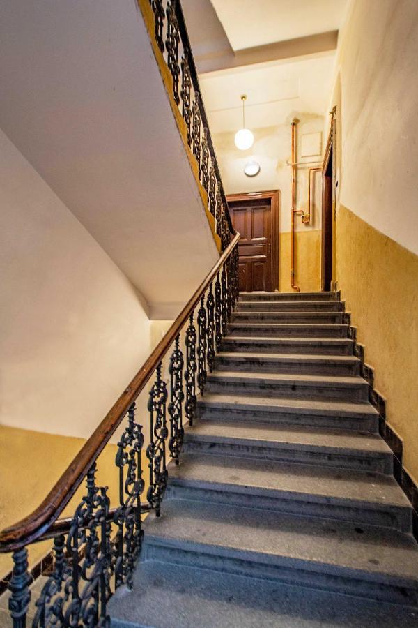 דירות 3Bdr Oasis In The Heart Of פראג מראה חיצוני תמונה